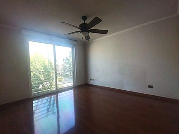 VENTA CASA 4HAB 3BA HUECHURABA