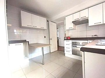 VENTA CASA 4HAB 3BA HUECHURABA