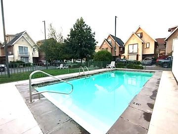 VENTA CASA 4HAB 3BA HUECHURABA