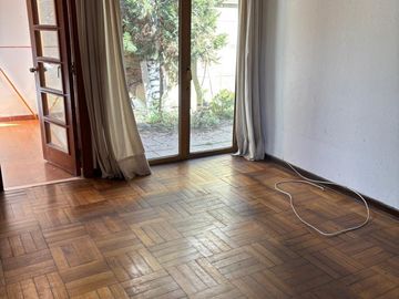ARRIENDO AMPLIA CASA EN CENTRO TURÍSTICO DE REÑACA