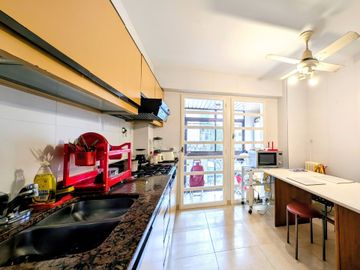 Venta Departamento 4 amb, Cochera,Balcón, Belgrano