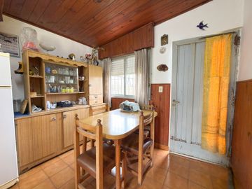 VENDE CASA EN VILLA ITALIA