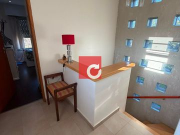 Casa en alquiler c/ cochera en Berisso