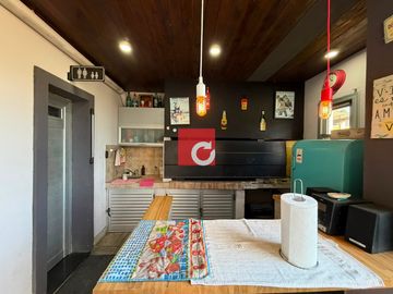 Casa en alquiler c/ cochera en Berisso