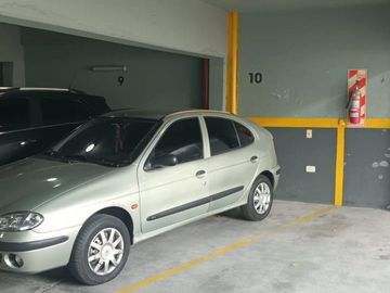 Cochera cubierta en Venta V Devoto ideal inversión