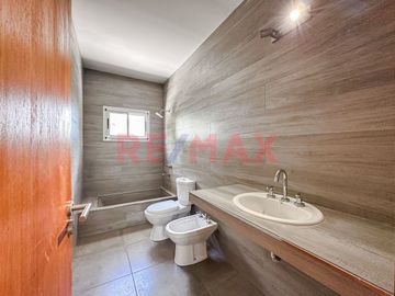 ALQUILER CASA HORIZONTES AL SUR-5 AMBIENTES