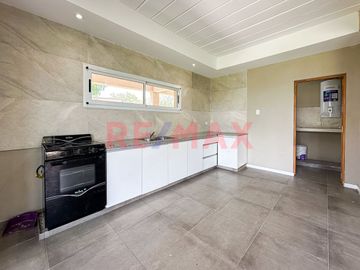 ALQUILER CASA HORIZONTES AL SUR-5 AMBIENTES