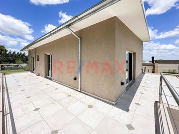 ALQUILER CASA HORIZONTES AL SUR-5 AMBIENTES