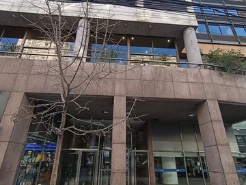 VENTA OFICINA CON COCHERA BELGRANO/ BARRIO CHINO