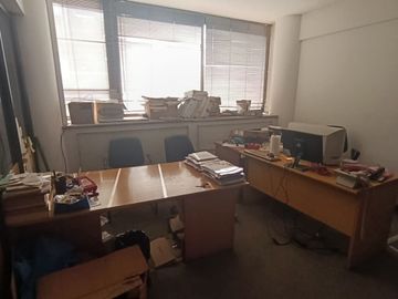 VENTA OFICINA CON COCHERA BELGRANO/ BARRIO CHINO