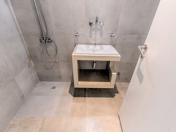 Venta Monoambiente apto prof 52m2 cochera fija