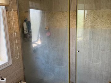 EN VENTA CASA 6 AMB EN BARRIO LA MONTURA - PILAR