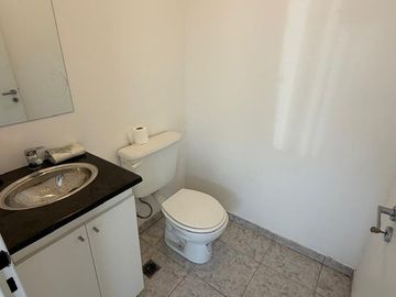 ALQUILER LOCAL/ OFICINA EN CANNING DE 30M²