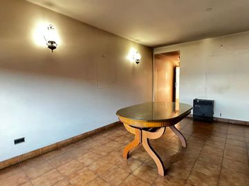 Dpto 3 ambientes en venta, Lomas de Zamora cochera