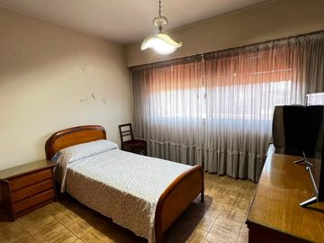 Dpto 3 ambientes en venta, Lomas de Zamora cochera