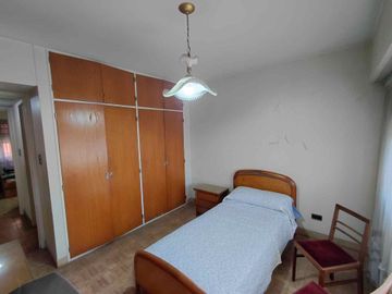 Dpto 3 ambientes en venta, Lomas de Zamora cochera
