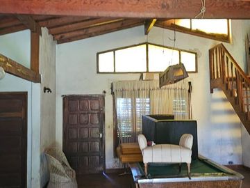 CASA 4 AMB EN VENTA EN PILAR CON PILETA-QUINCHO