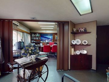 OFICINA EN VENTA EN BALVANERA - PISO PRIVADO