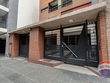 VENTA CABALLITO DEPTO. DÚPLEX 5 AMB C/DOS COCHERAS