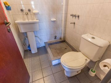 VENTA CABALLITO DEPTO. DÚPLEX 5 AMB C/DOS COCHERAS