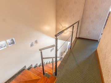 VENTA CABALLITO DEPTO. DÚPLEX 5 AMB C/DOS COCHERAS