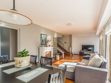 VENTA CABALLITO DEPTO. DÚPLEX 5 AMB C/DOS COCHERAS