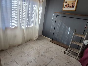 VENTA CASA 6 DORMITORIOS 3 BAÑOS PILETA B AYACUCHO