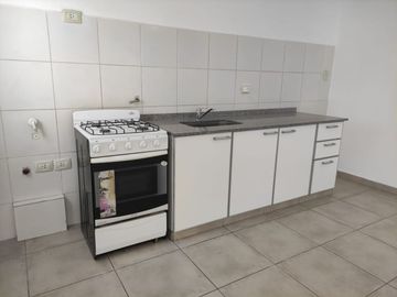 DEPTO 1 DORM. CON BALCON Y COCHERA ALTO ALBERDI