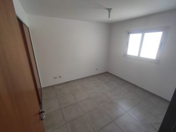 DEPTO 1 DORM. CON BALCON Y COCHERA ALTO ALBERDI