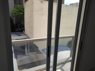 DEPTO 1 DORM. CON BALCON Y COCHERA ALTO ALBERDI