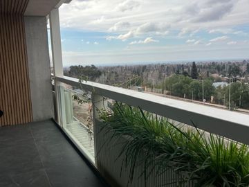 Depto. en pozo en venta en Chacras de Coria