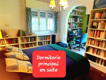 VENTA V SARMIENTO HAEDO CASA 4 Ambientes IMPECABLE