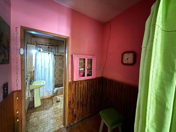 CASA 3 AMBIENTES A REFACCIONAR MERLO APTO CREDITO