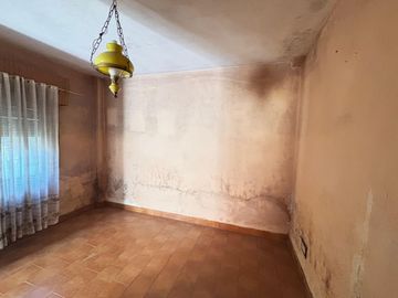 CASA 3 AMBIENTES A REFACCIONAR MERLO APTO CREDITO