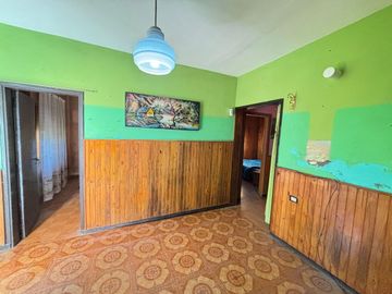 CASA 3 AMBIENTES A REFACCIONAR MERLO APTO CREDITO