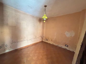 CASA 3 AMBIENTES A REFACCIONAR MERLO APTO CREDITO
