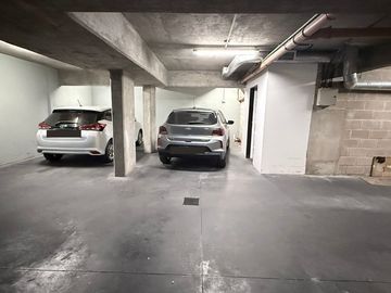 VENDE ESPACIO GUARDA COCHE SUBSUELO - PATERNAL