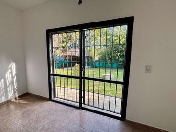 VENTA CASA 3 AMB 2 P. COCHERA PARQUE QUINCHO PILAR
