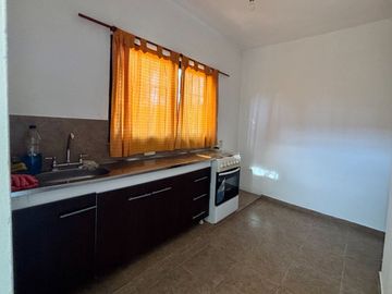 VENTA CASA 3 AMB 2 P. COCHERA PARQUE QUINCHO PILAR