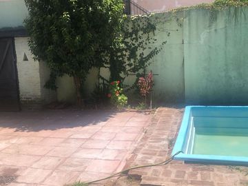 Venta Casa L ZAMORA 2 Dor Pileta PArrilla