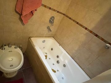 VENTA CASA 4 AMBIENTES ITUZAINGO NORTE