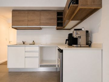 MONOAMBIENTE EN VENTA EN CANNING CON COCHERA