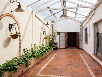 Casa 5 Ambientes en Venta Constitucion