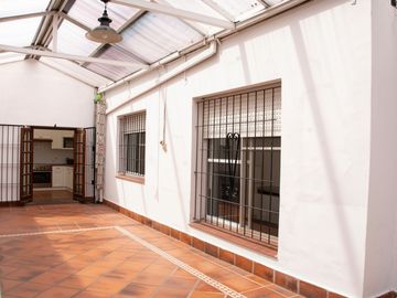 Casa 5 Ambientes en Venta Constitucion