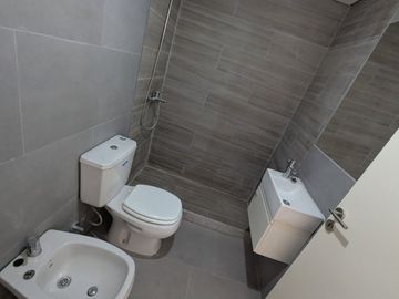 Alquiler local comercial +depto San Cristobal CABA