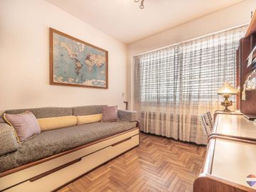 PISO 4 AMB C/DEP VENTA BELGRANO BALCON COCHERA BAU
