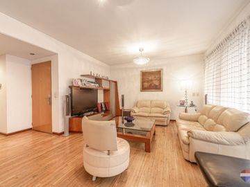 PISO 4 AMB C/DEP VENTA BELGRANO BALCON COCHERA BAU