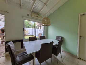 Casa Luminosa con Pileta Beccar San Isidro