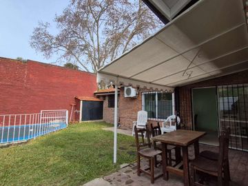 Casa Luminosa con Pileta Beccar San Isidro