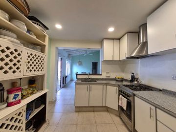 Casa Luminosa con Pileta Beccar San Isidro